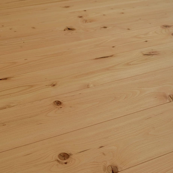 Wood flooring Oregon Pine WOODY, oiled, ready for living