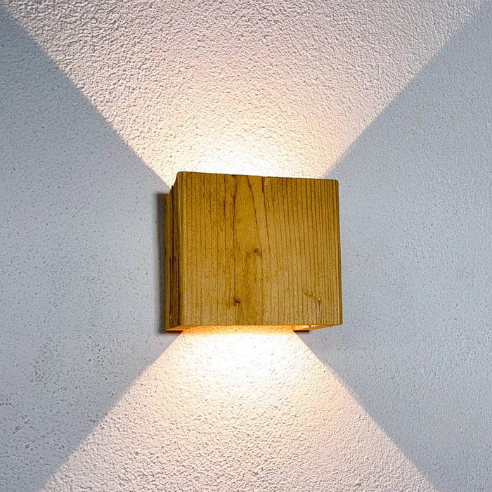 Wooden wall light "WALDLICHT" spruce, steamed &amp; chopped 