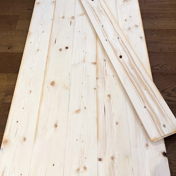 Inventurabverkauf - Holz gehackte & gebürstete Fichte Deckenverkleidung / Wohnwand (2.Wahl)