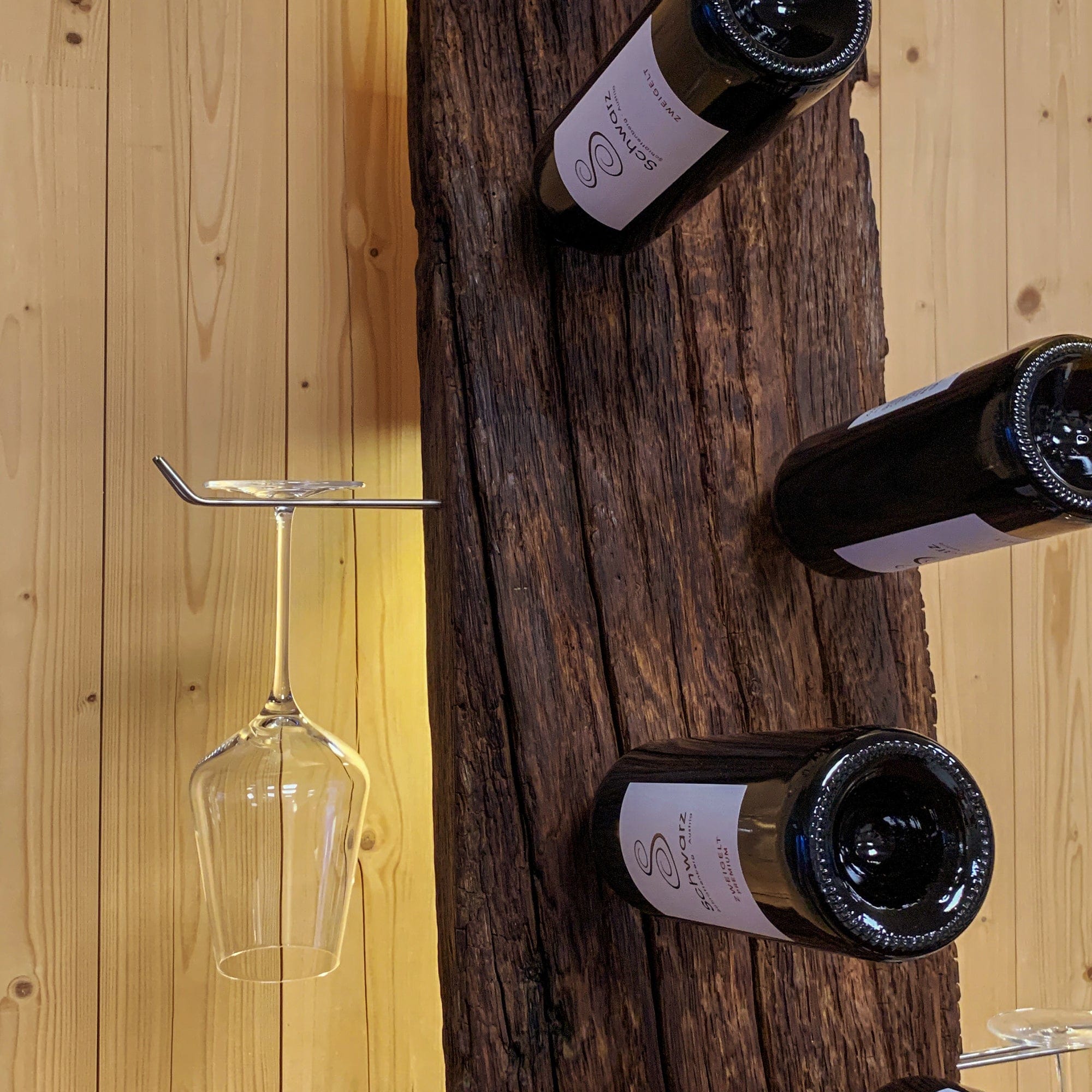 Portabottiglie acqua vino in legno su misura - Arredamento e